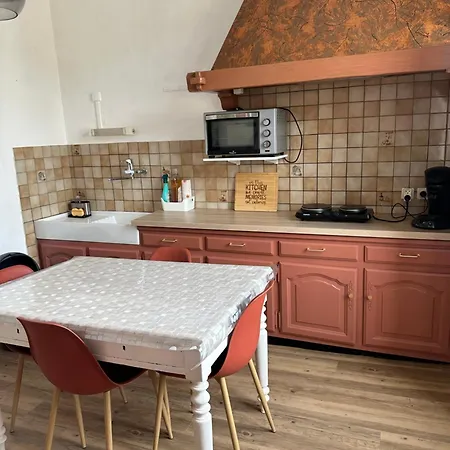 16 Colette * La Bourboule