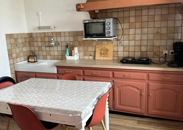 16 Colette * La Bourboule